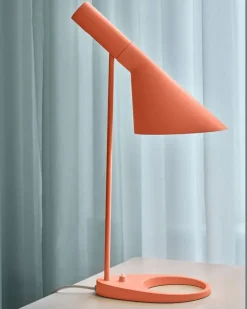 AJ Mini Tischlampe aus Stahl - Orange