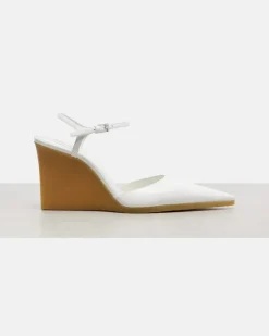 Alaïa Wedges 90 aus Lackleder Weiß