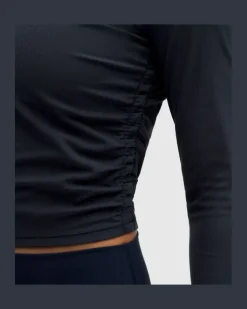 All It Takes Geripptes Langarmshirt aus Nulu für Frauen – Größe in True Navy