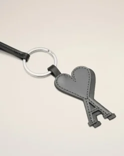Ami De Coeur Schlüsselanhänger aus Leder in Schwarz Schwarz Unisex Anthrazit