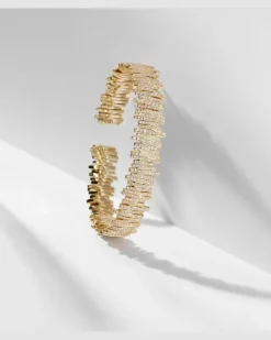 Armreif Classic Medium aus 18kt Gelbgold mit Diamanten