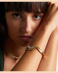 Armreif Golden Strada aus 18kt Gelbgold mit Diamanten