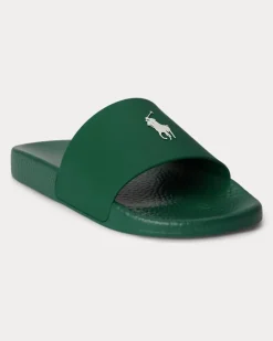 Badesandale mit charakteristischem Pony Green