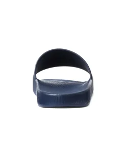 Badesandale mit charakteristischem Pony Blue