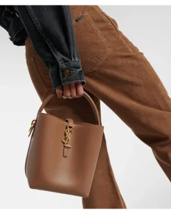 Bucket Bag Le 37 Small aus Leder Braun