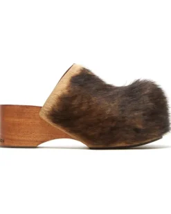 Clogs aus Holz - Braun