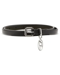1.5 cm schmaler Ledergürtel mit ovalem D-Anhänger - Gürtel - Damen - Schwarz