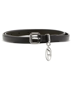 1.5 cm schmaler Ledergürtel mit ovalem D-Anhänger - Gürtel - Damen - Schwarz
