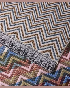 Decke Antwan aus einem Wollgemisch Multicolor