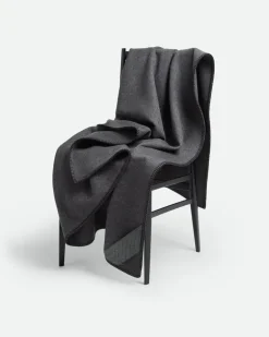 Decke mit Intrecciato Aufnäher-Grau & Silberfarben - Unisex