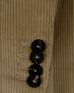 Doppelreihiger Anzug aus Cord - Nude