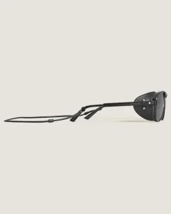 Eckige Sonnenbrille mit schwarzer Metallfassung - MB137177 - Sonnenbrillen