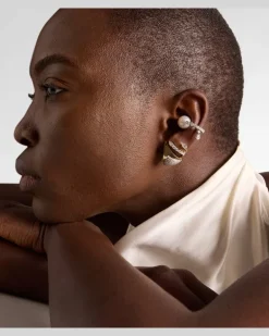 Einzelner Ear Cuff Pearlescent aus 18kt Weißgold mit Diamanten und Süßwasserperle Silber