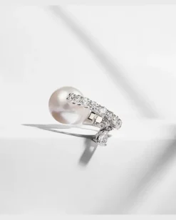 Einzelner Ear Cuff Pearlescent aus 18kt Weißgold mit Diamanten und Süßwasserperle Silber