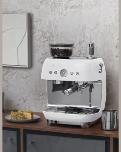 Espressomaschine ecf03 Mit Kaffeemühle weiss