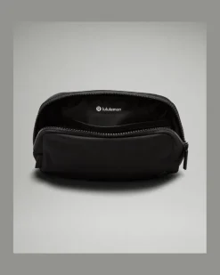 Everywhere Gürteltasche Größe in Schwarz
