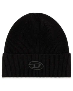 Gerippte Beanie-Mütze mit D-Stickerei - Mützen - Unisex - Schwarz