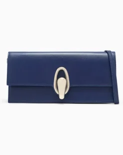 Glänzende Lederclutch mit Drehverschluss und Schulterriemen Marineblau