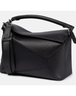 Henkeltasche Puzzle Edge Medium aus Leder puzzle Schwarz