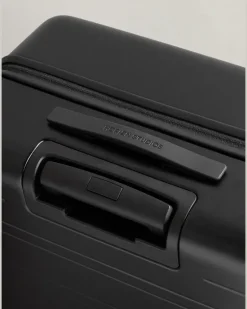 H7 Essential Hardshell Check-In Suitcase Black