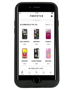 iPhone-7-Hülle mit bunten Sternen - Schwarz