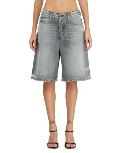 Jeansshorts mit ausgefransten Säumen - Kurze Hosen - Damen - Grau