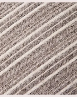 Kissen Gurghi aus Wolle und Baumwolle Beige