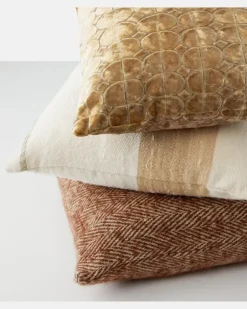 Kissen Vitim aus Jute, Mohair und Wolle Braun