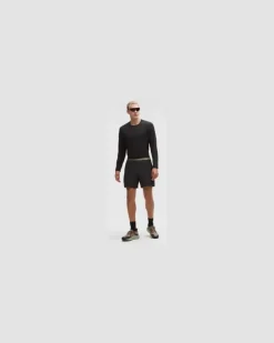Mile Maker Leichtes Langarmshirt für Männer – Größe in Black