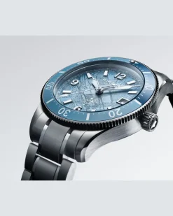 Montblanc Iced Sea Automatic Date 0 Oxygen - Hellblau - STAHL, ALUMINIUM - MB134022 - Uhr