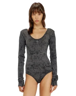 Rückenfreier Bodysuit mit utility-print - Bodys - Damen - Schwarz