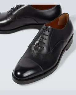 Schnürschuhe aus Leder Schwarz