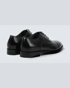 Schnürschuhe aus Leder Schwarz