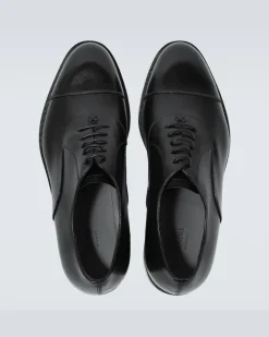 Schnürschuhe aus Leder Schwarz