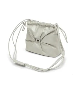 Scrunch-D-Beuteltasche aus glänzendem zerknittertem Leder - Schultertaschen - Damen - Weiss