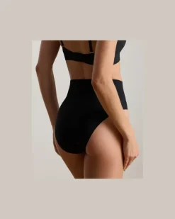 Slip mit hoher Leibhöhe Black