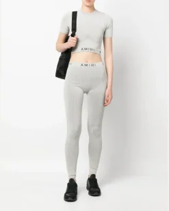 Sportoberteil mit Logo-Print - Nude