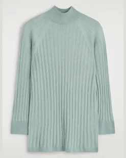 Transparentes Strickoberteil Aus Seide Blau