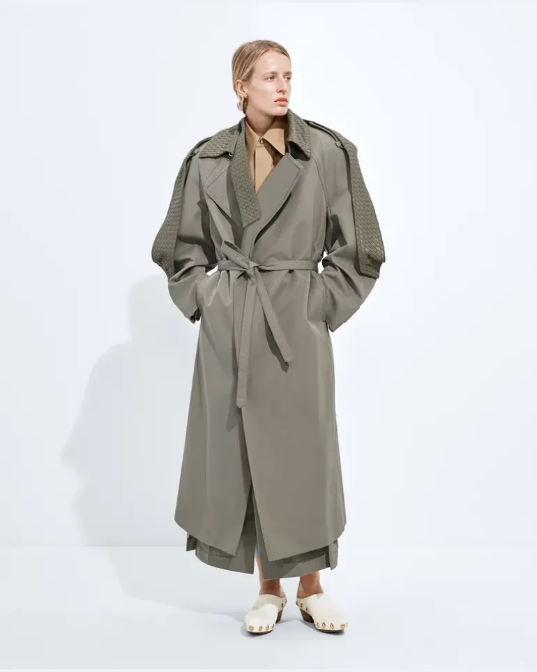 Trenchcoat aus Baumwolle und Seidengabardine-Grau - Damen
