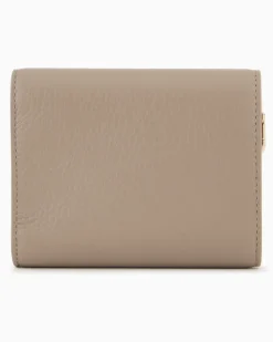 Trifold-Portemonnaie aus genarbtem Kalbsleder Beige