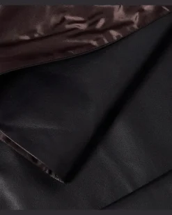 Tuch aus Leder Schwarz
