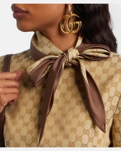 Tuch GG aus Seiden-Twill Beige