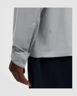 Unshaken Langarmshirt mit Kragen für Männer – Größe in Feather Grey