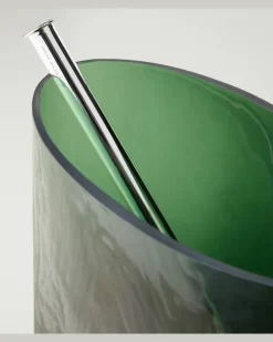 Vase Josephine 03 by Kris Van Assche GrüN