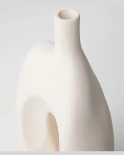 Vase Ni Medium by Kristian Sofus Hansen und Tommy Hyldahl Weiß