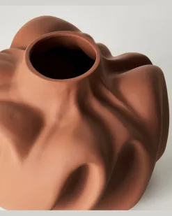 Vase Wabi Medium aus Keramik Braun