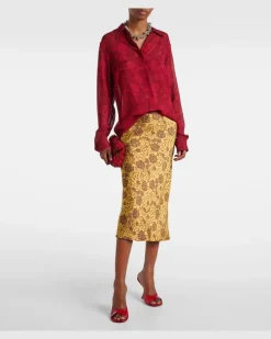 Wedge-Pantoletten aus Lackleder Rot