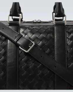 Weekender Intrecciato aus Leder Schwarz