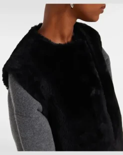 Weste aus Shearling Schwarz