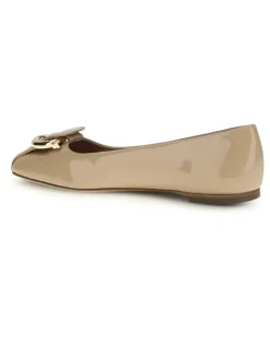 Women's Gancini Ballerinas Pain Amaretti Calf Leather Bos Taurus Flat Shoes Beige